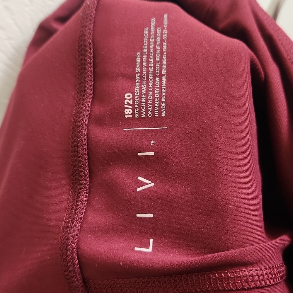 LIVI high rise soft Capri leggings with pockets - zinfandel size 18/20 - Picture 9 of 9